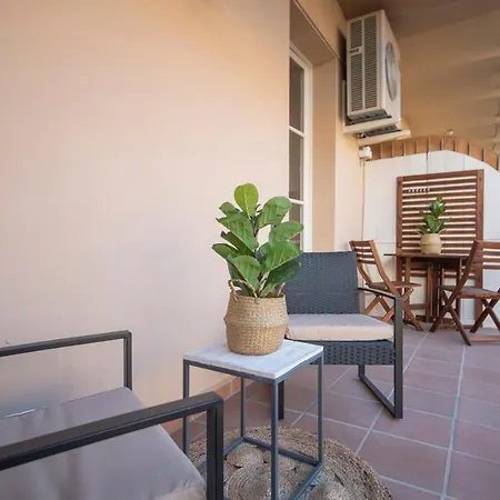 Stylish Center Apartment