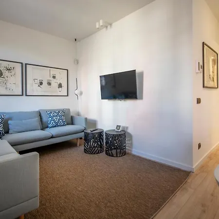 Stylish Center Apartment